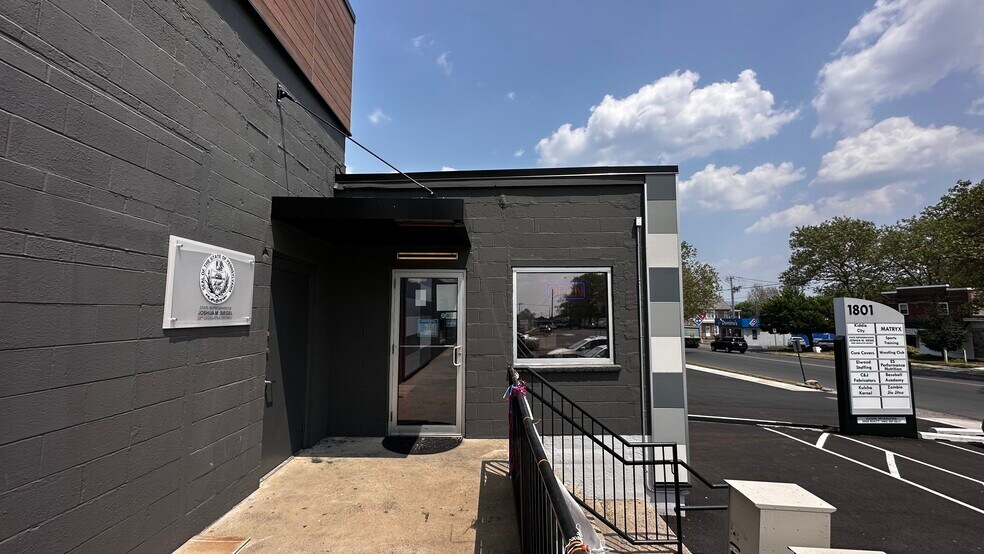 More Photos Of 1727-1801 Union Blvd, Allentown Warehouse For Lease