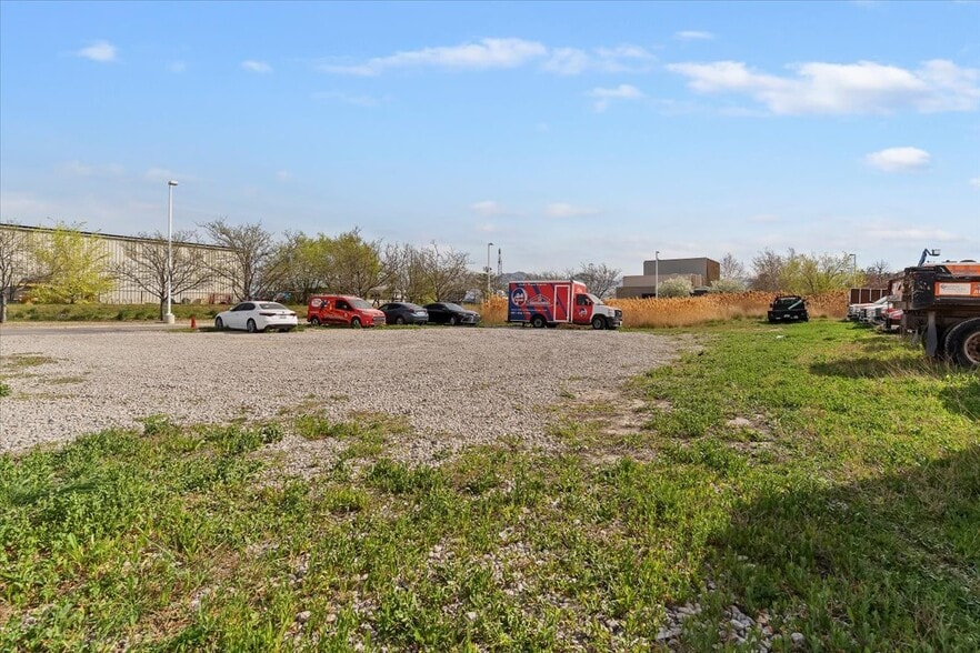 More Photos Of 825 S Gladiola St, Salt Lake City Warehouse For Sale