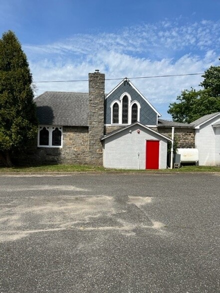 More Photos Of 911 N Commerce St St, Paulsboro Religious Facility For Sale