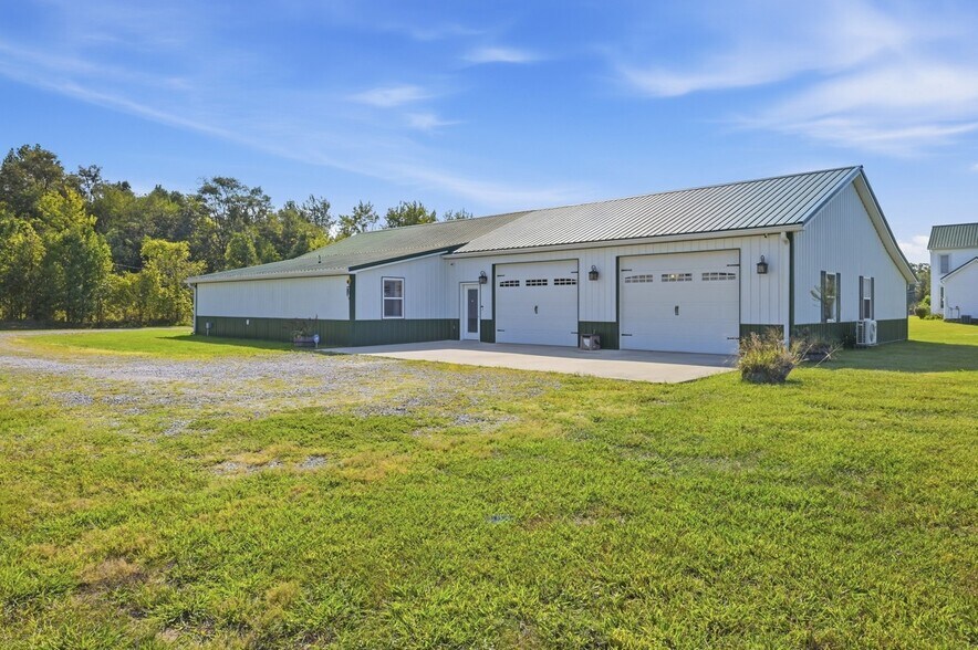 More Photos Of 4650 Highway 52, Loretto Apartments For Sale