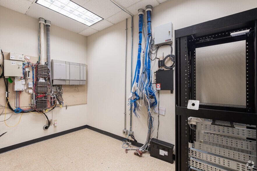 More Photos Of 1800 Goodyear Rd, Benicia Land For Lease