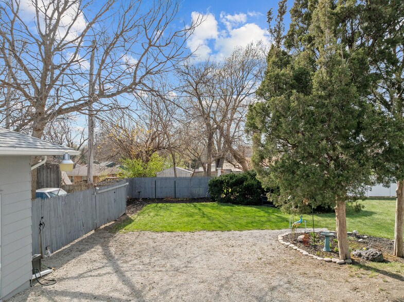 More Photos Of 2951 N 70th St, Lincoln Office For Sale