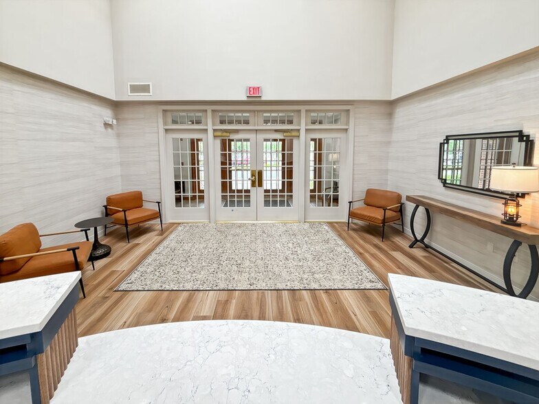 More Photos Of 1000 Essington Rd, Joliet Coworking Space