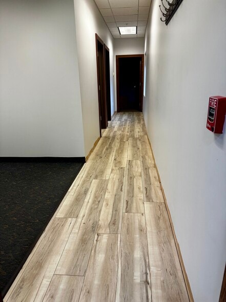 More Photos Of 683 Pittsford Victor Rd, Pittsford Storefront Retail Office For Lease