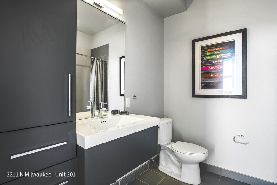 More Photos Of 2211 N Milwaukee Ave, Chicago Apartments For Lease