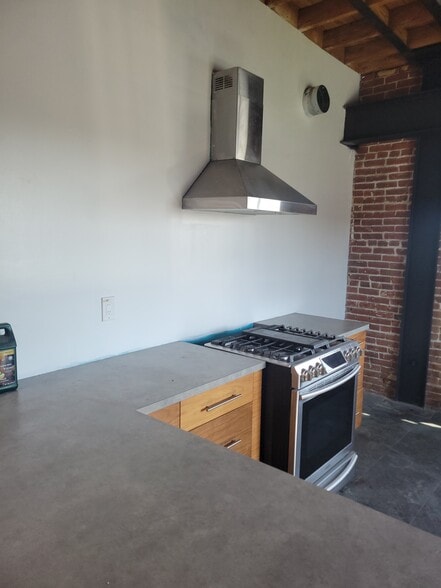 More Photos Of 128 W Santa Fe Ave, Placentia Loft Creative Space For Lease