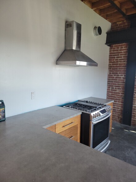 More Photos Of 128 W Santa Fe Ave, Placentia Loft Creative Space For Lease