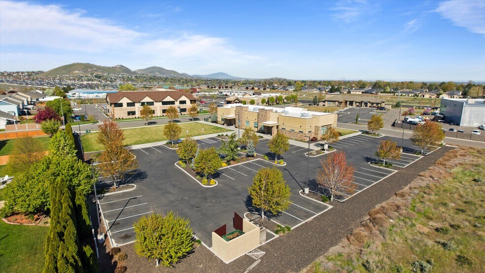 More Photos Of 31 S Louisiana St, Kennewick Land For Sale