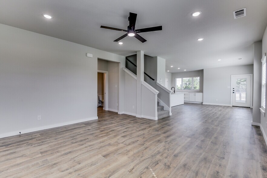 More Photos Of 4405 Clovis Ct, Midlothian Apartments For Sale