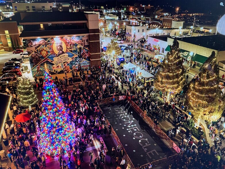 More Photos Of , Broken Arrow General Retail For Sale