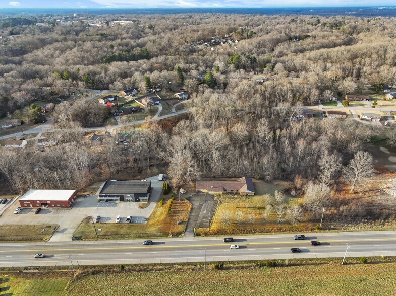 More Photos Of 2425 Highway 41A Byp, Clarksville Light Distribution For Sale