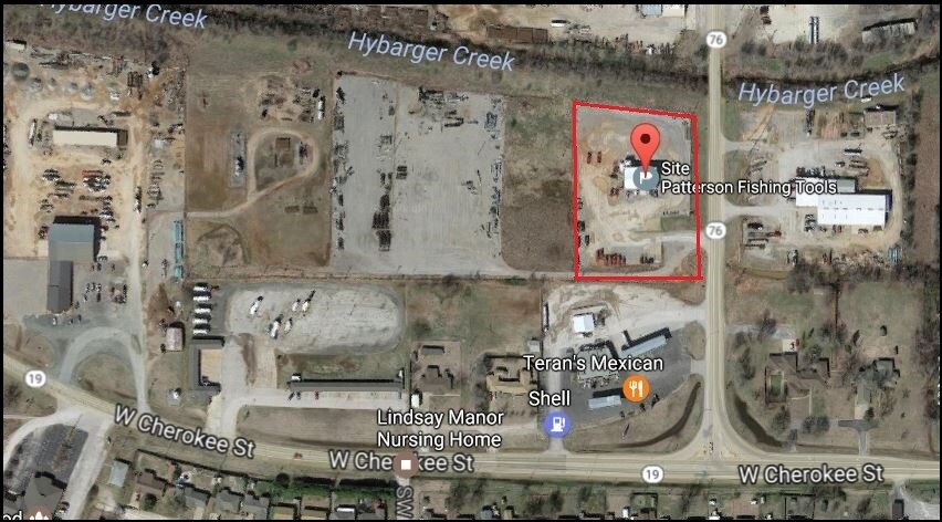 More Photos Of 1002 Commerce Dr, Lindsay Light Manufacturing For Sale