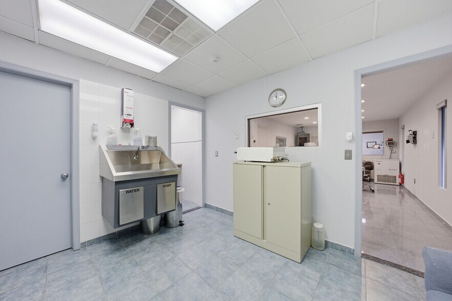 More Photos Of 415 Totowa Rd, Totowa Medical For Sale