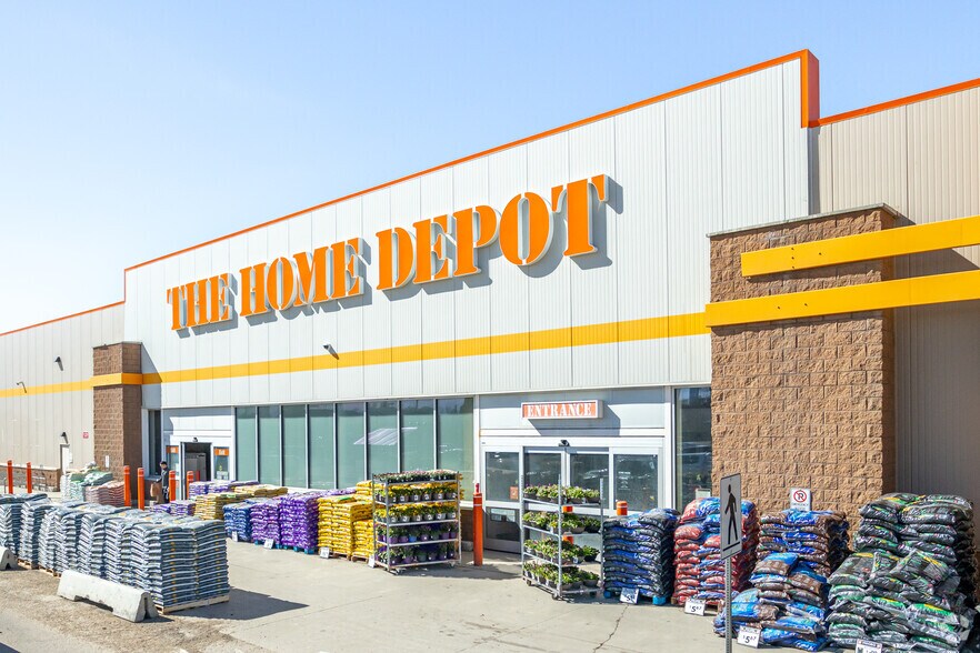 More Photos Of 13310 111 Av NW, Edmonton Unknown For Lease