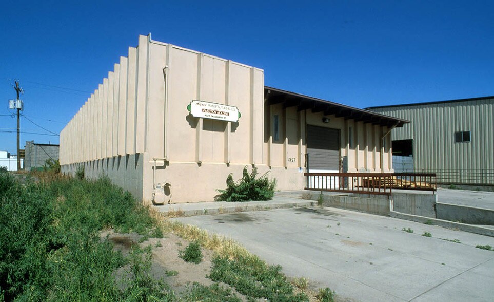 More Photos Of 4327 Delaware St, Denver Manufacturing For Sale