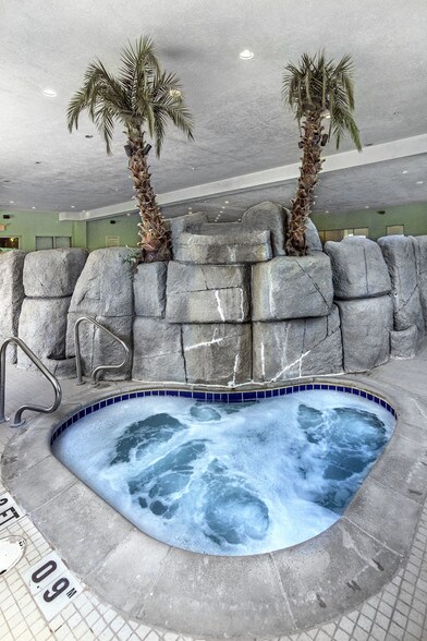 More Photos Of 120 Lindsey Dr, Hannibal Hotel For Sale