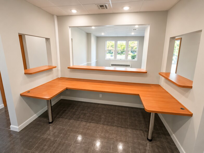 More Photos Of 238 Beach 20th St, Far Rockaway Medical For Lease