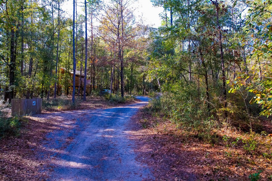 More Photos Of 7009 Creek Stone Rd, Milton Lodge Meeting Hall For Sale