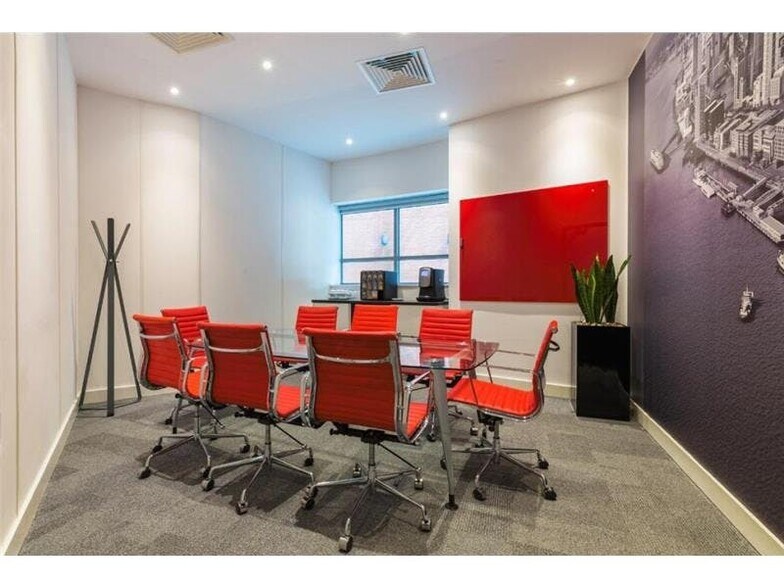 More Photos Of 12 Princes Parade, Liverpool Office For Lease