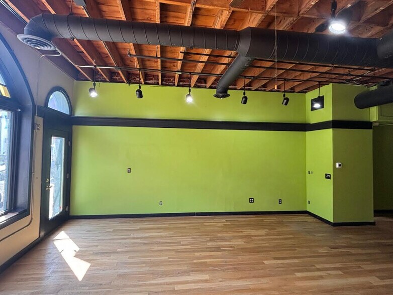 More Photos Of 421 2nd St, Hudson Storefront Retail Office For Lease