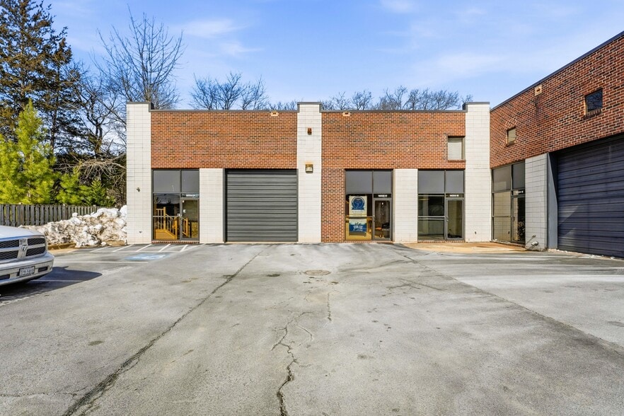 Primary Photo Of 14004 Willard Rd, Chantilly Research And Development For Sale