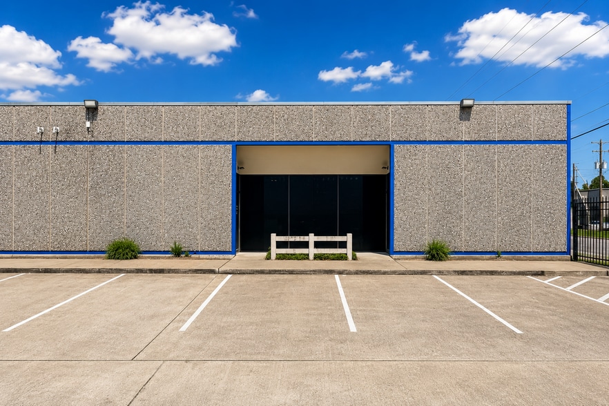 Primary Photo Of 3700 Yale St, Houston Warehouse For Lease