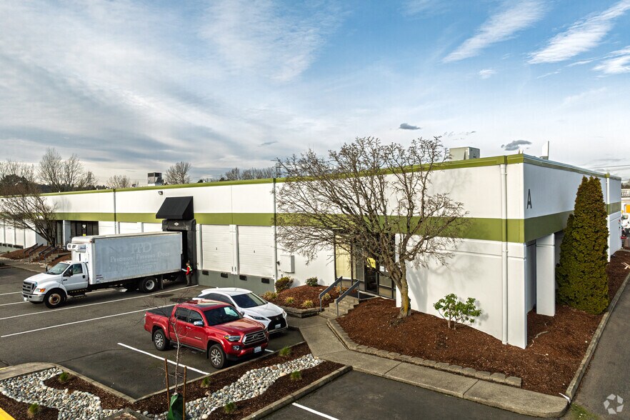 More Photos Of 22402-22440 72nd Ave S, Kent Unknown For Lease