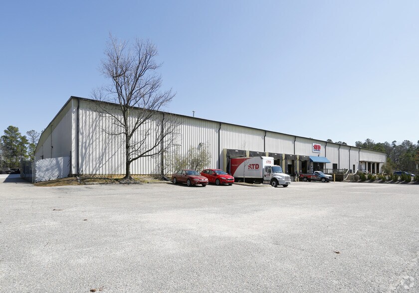 More Photos Of 4208 Murchison Rd, Fayetteville Warehouse For Lease
