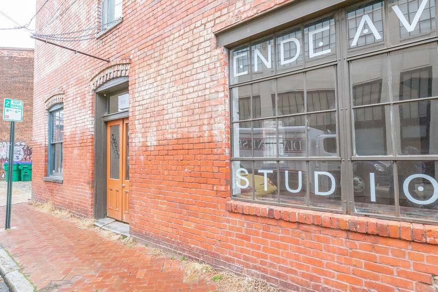 More Photos Of 316 Brook Rd, Richmond Apartments For Lease