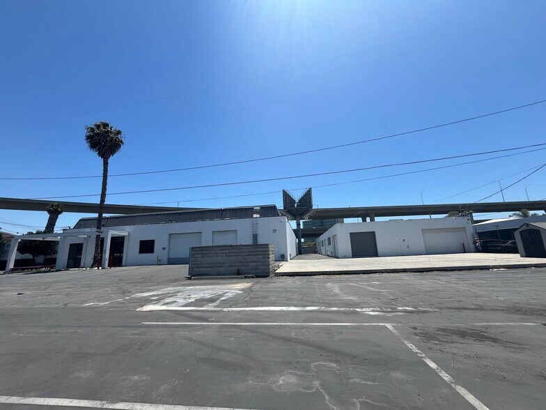 More Photos Of 11333 S La Cienega Blvd, Los Angeles Unknown For Lease