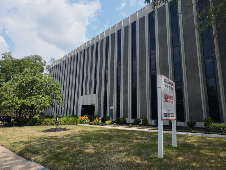 More Photos Of 67 Walnut Ave, Clark Office For Lease