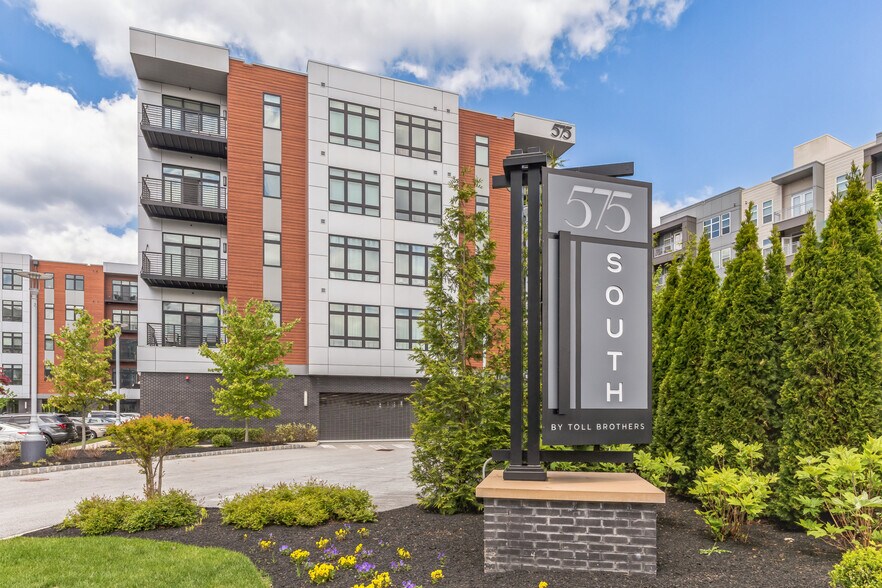 More Photos Of 575 S Goddard Blvd, King Of Prussia Apartments For Sale