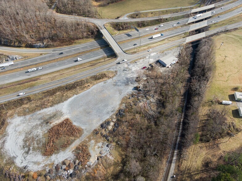 More Photos Of 1495 Chapman Rd, Wytheville Industrial For Sale