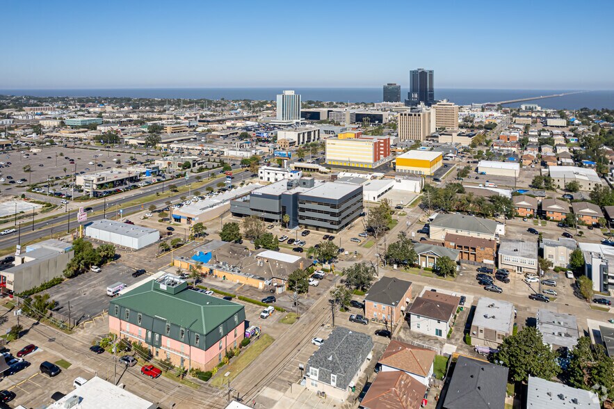 More Photos Of 3200 Ridgelake Dr, Metairie Office For Lease