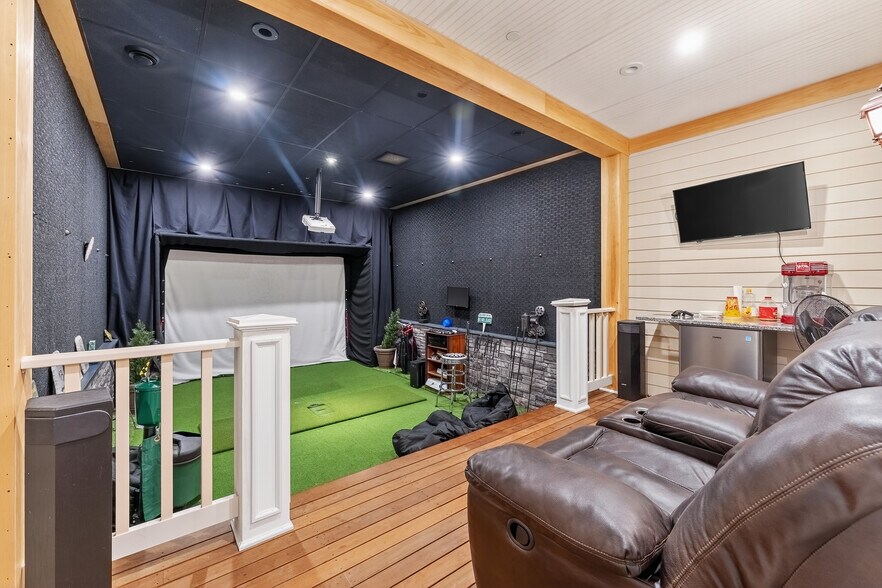 More Photos Of 78 Todds Point Rd, Dufferin Parish Specialty For Sale