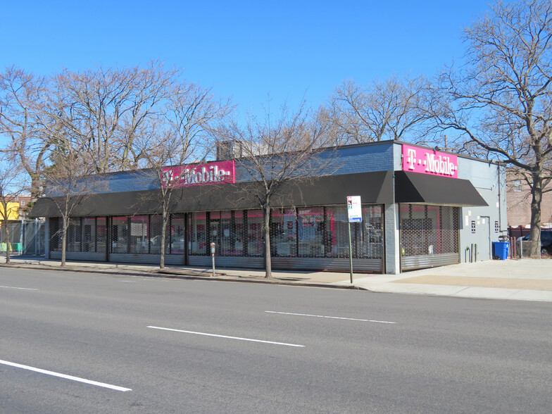 Primary Photo Of 2401 Flatbush Ave, Brooklyn Freestanding For Lease