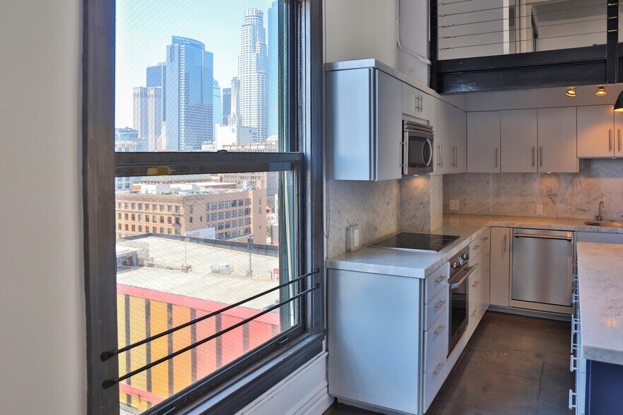 More Photos Of 108 W 2nd St, Los Angeles Apartments For Sale