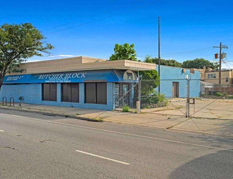 More Photos Of 3021 N Cicero Ave, Chicago Freestanding For Sale