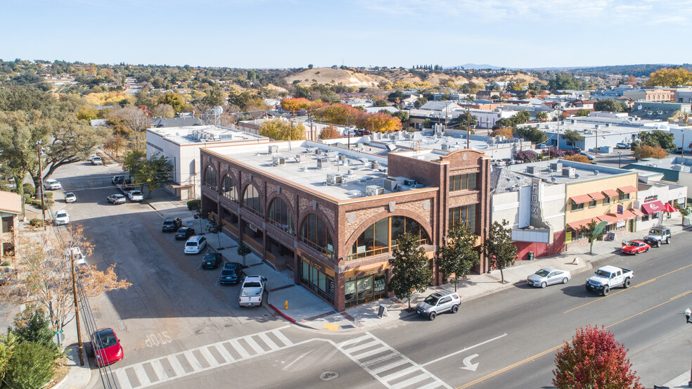 Primary Photo Of 1446 Spring St, Paso Robles Office For Lease