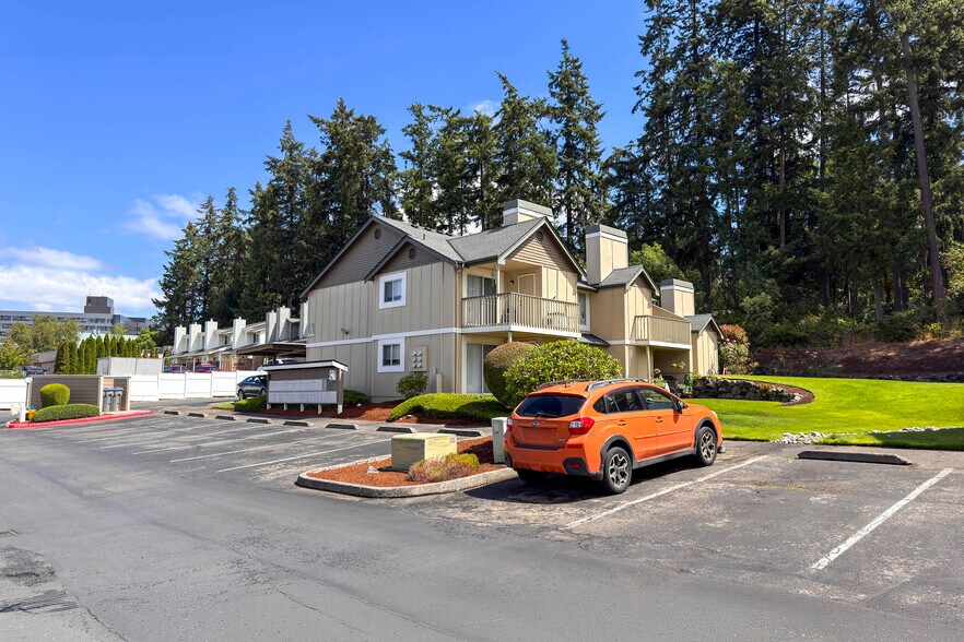 More Photos Of 9896 Enterprise Ln NW, Silverdale Apartments For Sale