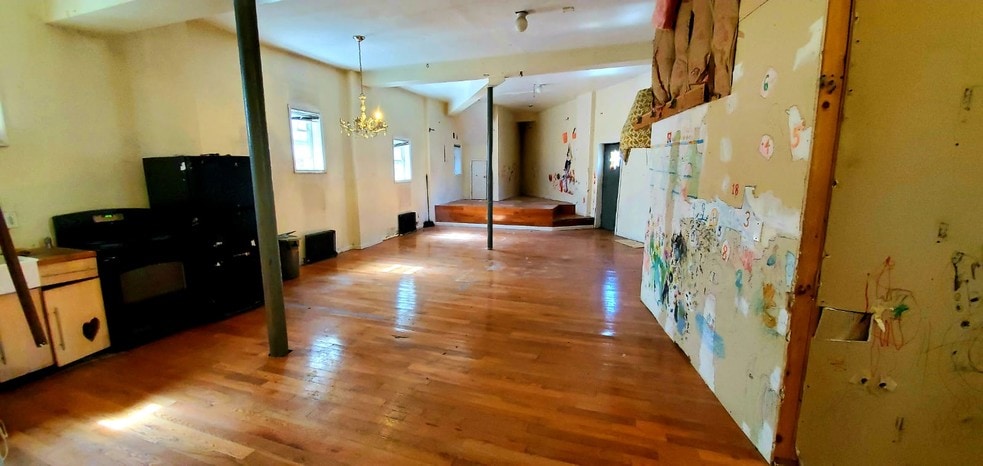 More Photos Of 373 S 1st St, Brooklyn Storefront Retail Office For Sale