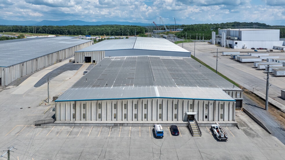 More Photos Of 1001 Enterprise Dr, Dalton Warehouse For Sale