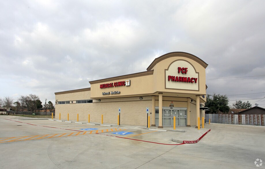 Primary Photo Of 2615 Strawberry Rd, Pasadena Drugstore For Sale