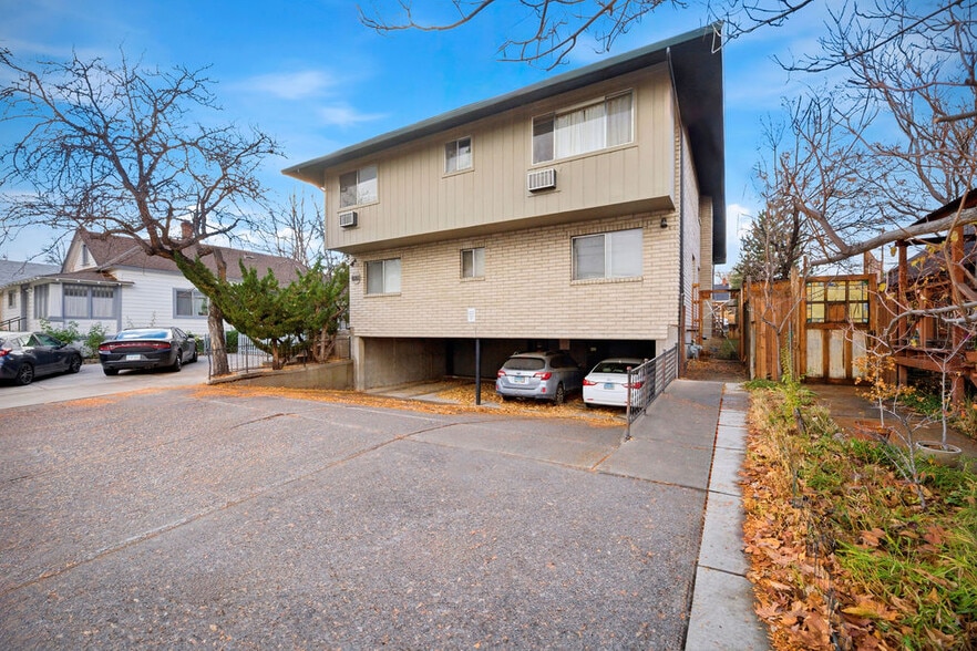 More Photos Of 621 Humboldt St, Reno Apartments For Sale