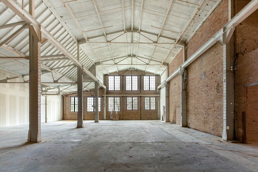 More Photos Of 1315 N North Branch St, Chicago Office For Lease