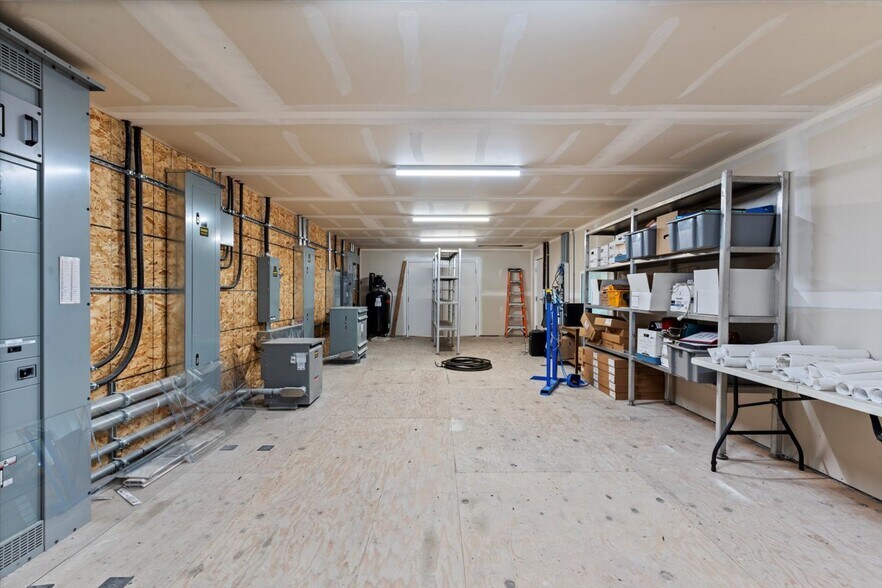 More Photos Of 28989 Marsh Mccormick Rd, Abbotsford Land For Lease