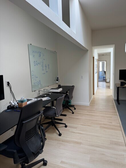 More Photos Of 1315 Pacific Ave, Santa Cruz Storefront Retail Office For Lease