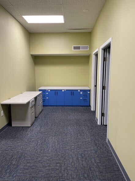 More Photos Of 15-17 S Oak St, Union Medical For Sale