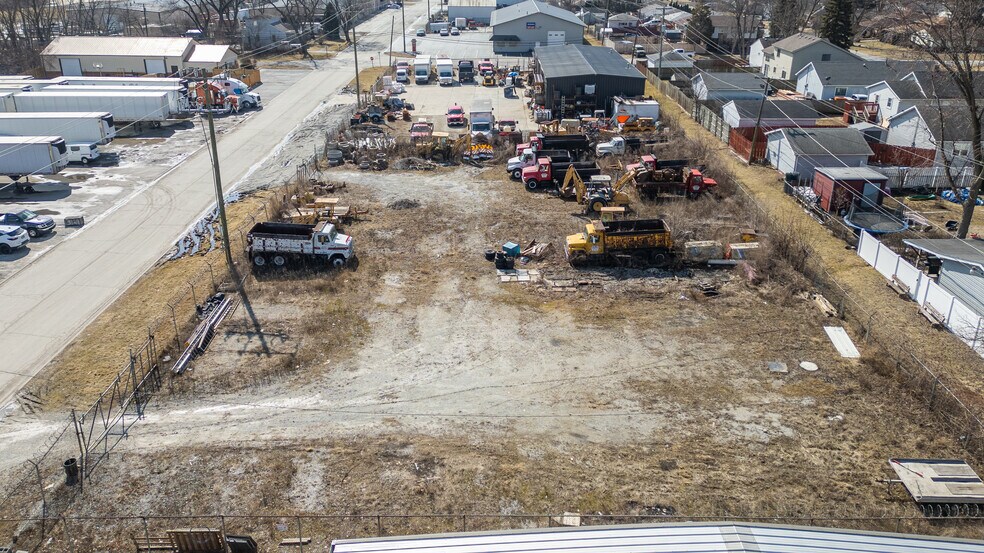 More Photos Of 3102 Louis Sherman Dr, Steger Distribution For Lease