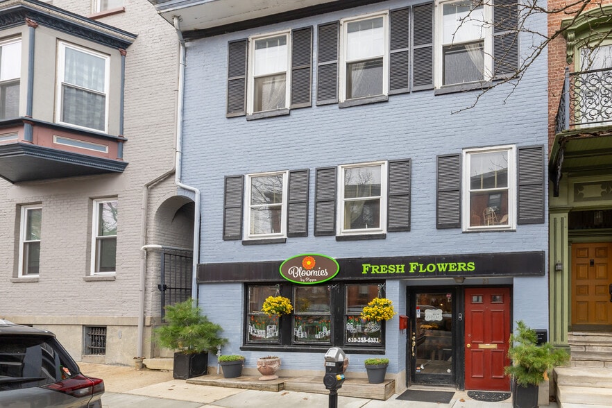 More Photos Of 21 N 2nd St, Easton Storefront Retail Residential For Sale